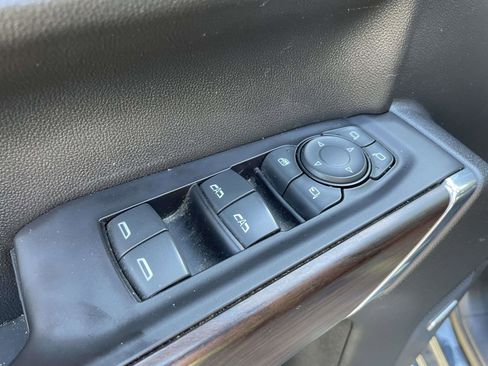 Used 2019 GMC Sierra 1500 SLT w/ SLT Premium Plus Package image 12