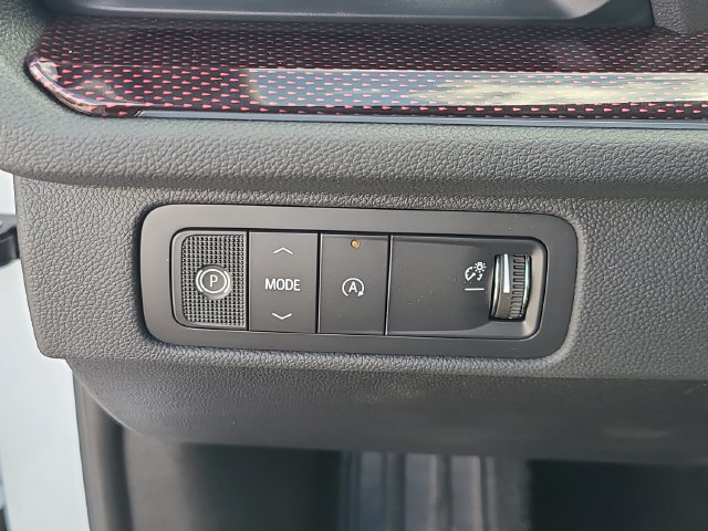 New 2027 Chevrolet Traverse RS FWD image 23
