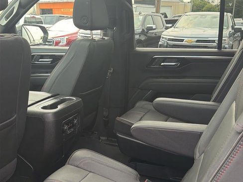 Used 2025 Chevrolet Tahoe RST w/ RST Capability Package AWD/4WD image 16