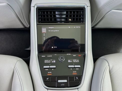 Certified 2023 Porsche Panamera Platinum Edition w/ Assistance Package RWD image 40
