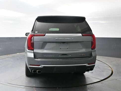 Used 2025 GMC Yukon XL Denali AWD/4WD image 13