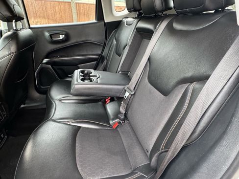 Used 2019 Jeep Compass Latitude w/ Popular Equipment Group image 30