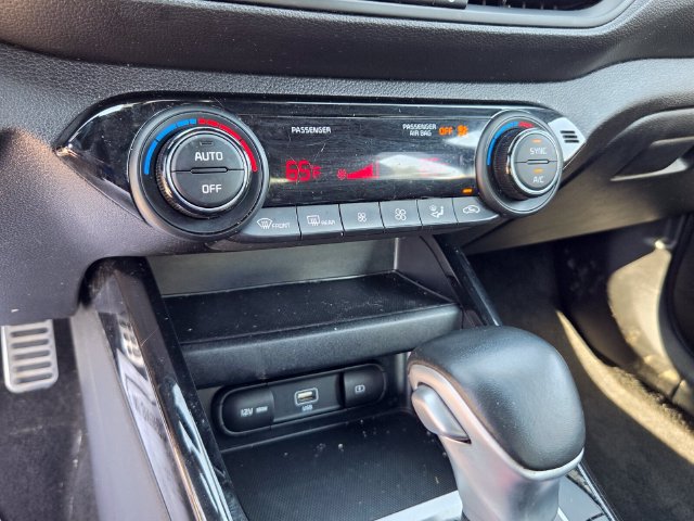 Used 2023 Kia Forte GT-Line FWD image 19