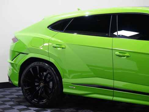 Used 2024 Lamborghini Urus S AWD/4WD image 14