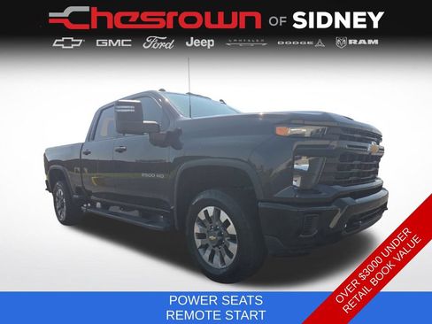 Used 2024 Chevrolet Silverado 2500 Custom w/ Custom Value Package AWD/4WD image 11