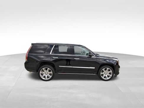 Used 2016 Cadillac Escalade Premium image 5