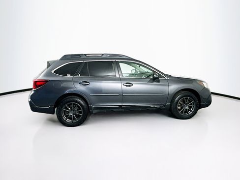 Used 2018 Subaru Outback 2.5i Premium AWD/4WD image 10