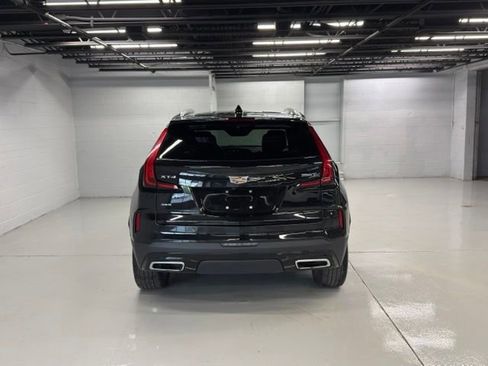 Used 2025 Cadillac XT4 Premium Luxury AWD/4WD image 4
