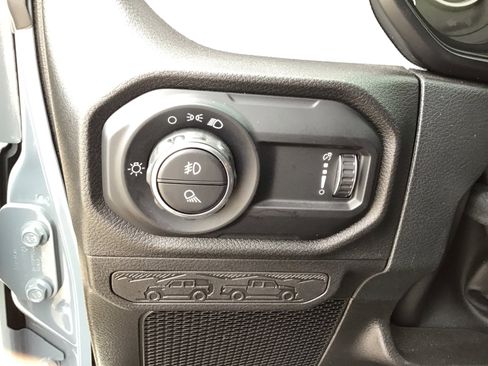 Used 2025 Jeep Gladiator Sport AWD/4WD image 24
