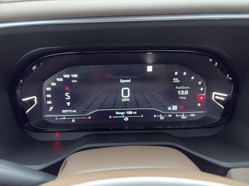 Used 2022 GMC Yukon Denali w/ Denali Premium Package image 27