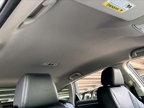 Used 2018 Honda Clarity Plug-In Hybrid image 13