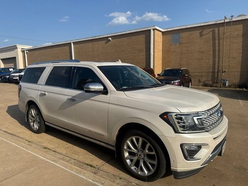 Used 2018 Ford Expedition Max Platinum AWD/4WD image 3