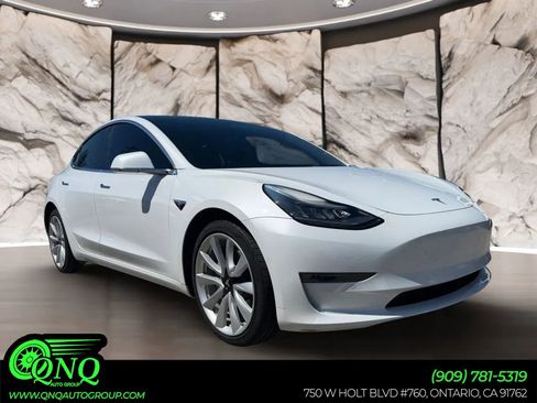 Used 2018 Tesla Model 3 Long Range RWD image 1