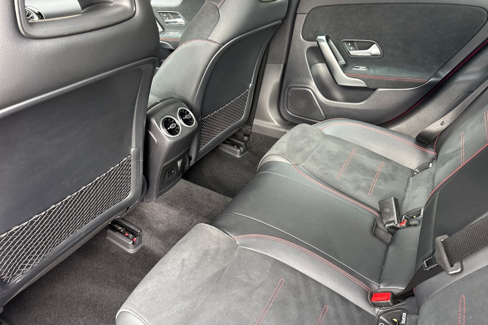 Used 2022 Mercedes-Benz CLA 250 image 14