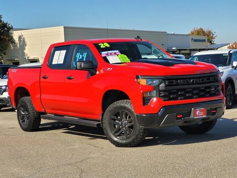Used 2024 Chevrolet Silverado 1500 Custom Trail Boss image 2