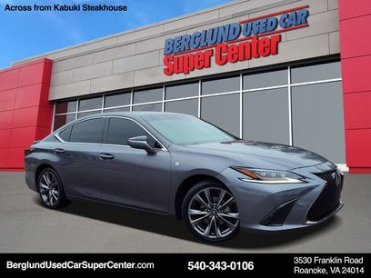 Used 2019 Lexus ES 350 F Sport w/ Accessory Package 2