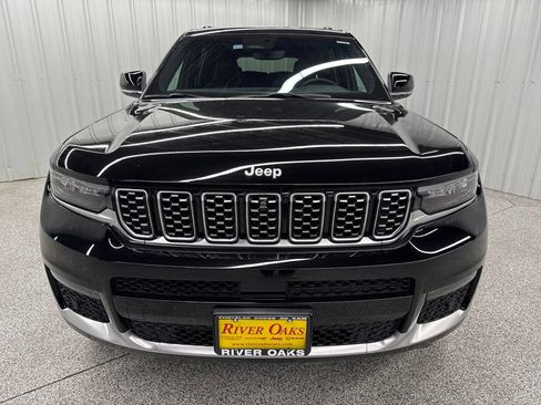 Used 2025 Jeep Grand Cherokee L Summit AWD/4WD image 2
