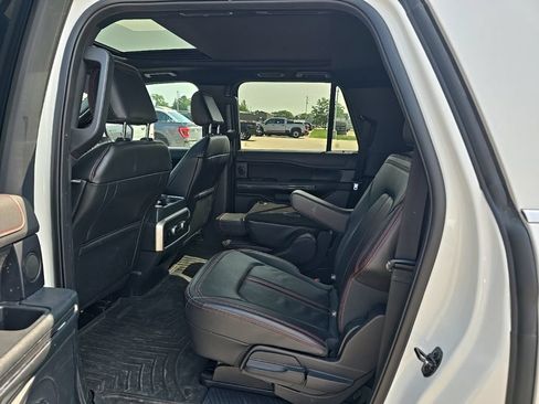 Used 2022 Ford Expedition Max Limited AWD/4WD image 9