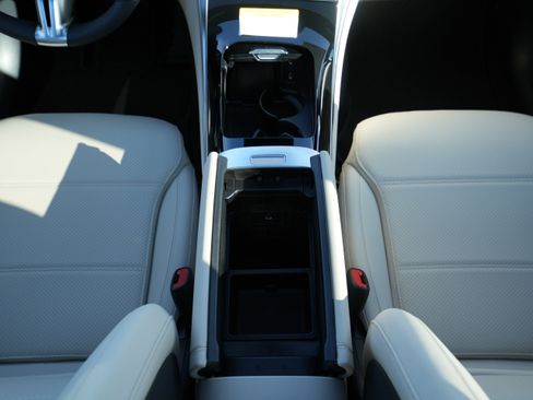 New 2026 Mercedes-Benz GLC 300 4MATIC image 30