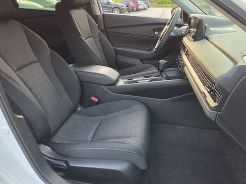 Used 2024 Honda Accord EX image 14