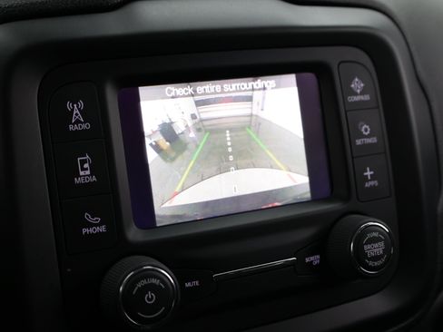 Used 2019 Jeep Renegade Sport w/ Sport Appearance Group FWD image 29