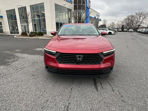 Used 2023 Honda Accord LX image 9