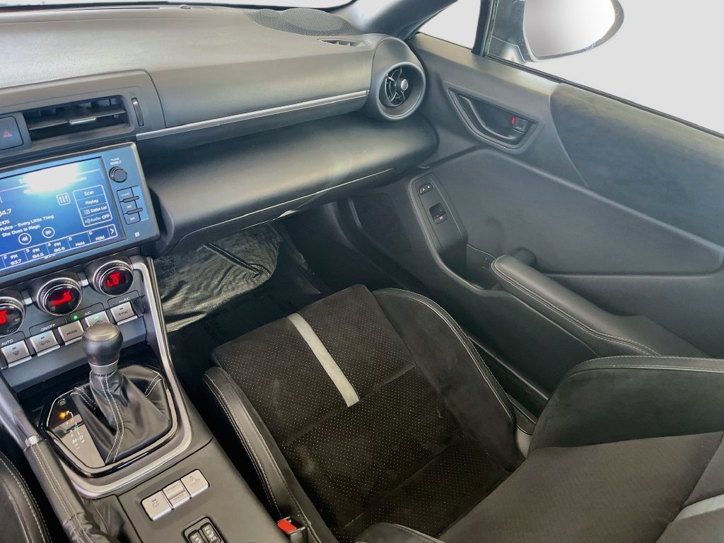 Used 2023 Toyota GR86 Premium w/ ALL Weather Mat Package (TMS) RWD image 21
