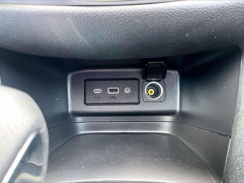 Used 2022 Chevrolet Equinox LT AWD/4WD image 19