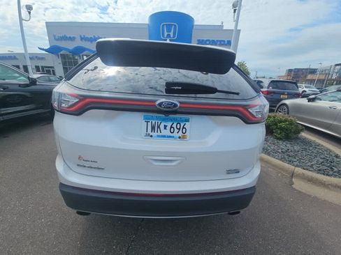 Used 2018 Ford Edge SEL w/ Canadian Touring Package AWD/4WD image 5