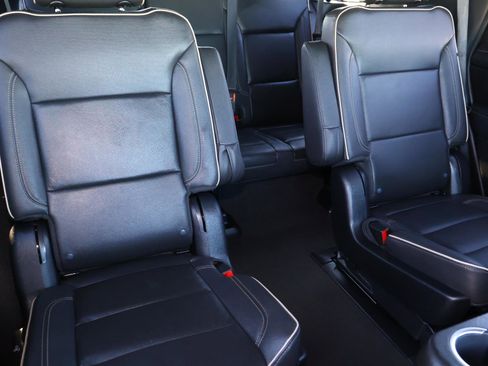 Used 2023 Chevrolet Tahoe Premier image 21