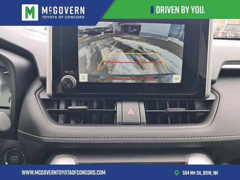 Used 2025 Toyota RAV4 XLE image 16