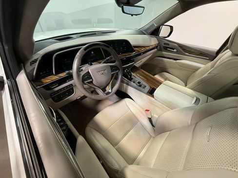 Used 2021 Cadillac Escalade ESV Sport Platinum image 57