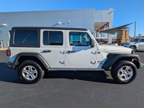 Used 2021 Jeep Wrangler Unlimited Sport image 3
