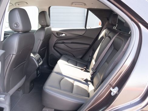 Used 2020 Chevrolet Equinox Premier AWD/4WD image 15