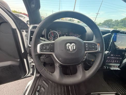 Used 2025 RAM 2500 Big Horn AWD/4WD image 25