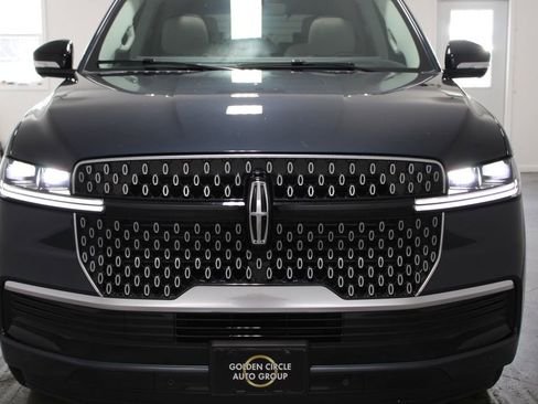New 2026 Lincoln Navigator Reserve AWD/4WD image 66