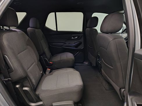 Used 2023 Chevrolet Traverse LT AWD/4WD image 29