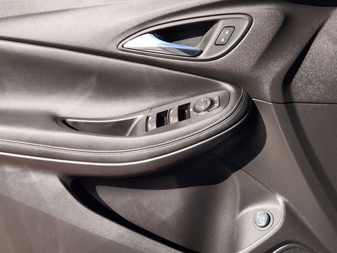 Used 2023 Buick Encore GX Select w/ Sport Touring Package image 23