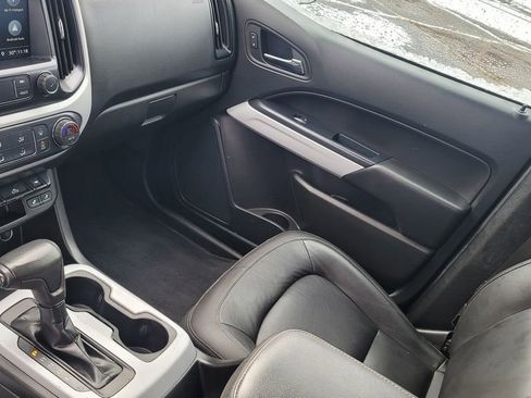 Used 2021 Chevrolet Colorado LT w/ LT Convenience Package image 22