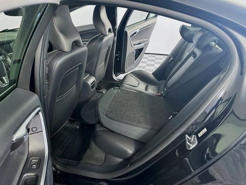 Used 2016 Volvo S60 T6 image 33