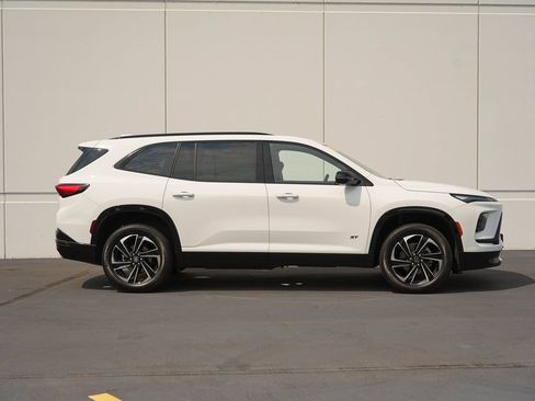 Certified 2026 Buick Enclave Sport Touring AWD/4WD image 2