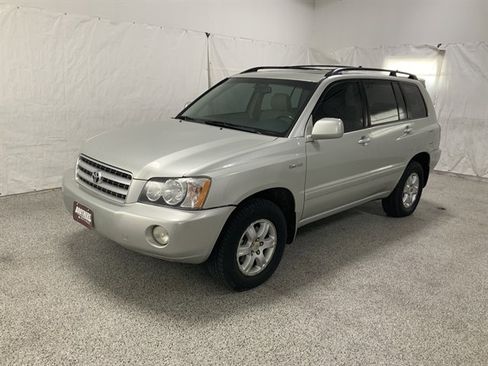 Used 2003 Toyota Highlander 4WD V6 image 2