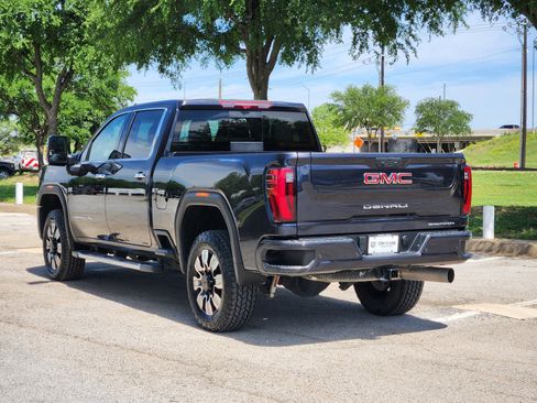 Used 2024 GMC Sierra 2500 Denali w/ Denali Reserve Package AWD/4WD image 4