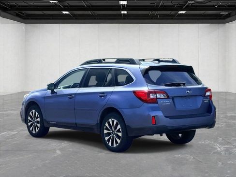 Used 2016 Subaru Outback 2.5i Limited AWD/4WD image 7