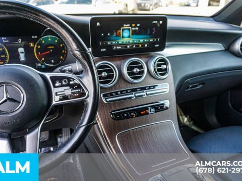 Used 2022 Mercedes-Benz GLC 300 4MATIC w/ Premium Package Lite image 32