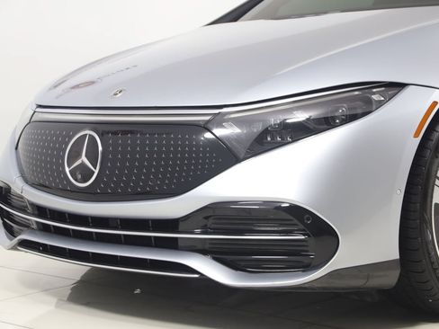 Used 2022 Mercedes-Benz EQS 450+ Sedan image 69