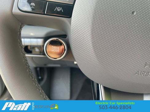 Used 2025 Hyundai Ioniq 5 SEL AWD/4WD image 36