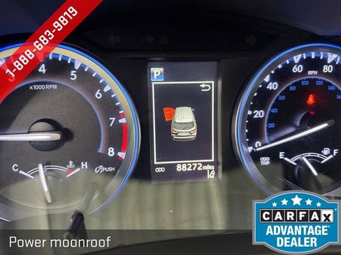 Used 2019 Toyota Highlander XLE w/ Carpet Mat Package (TMS) AWD/4WD image 3