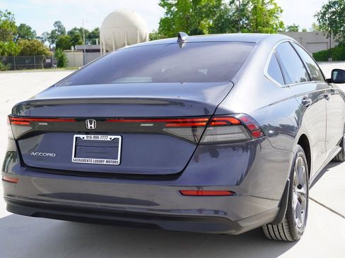 Used 2023 Honda Accord EX image 9