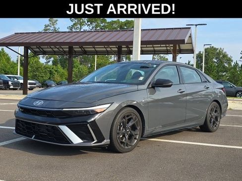 Certified 2025 Hyundai Elantra N Line FWD image 26